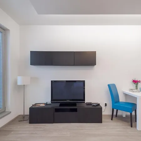 Apartamento Bright Studio, 10min Centre, Free Parking