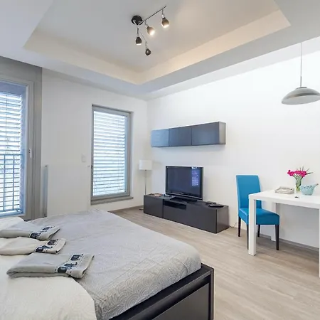 Appartement Bright Studio, 10min Centre, Free Parking Prague